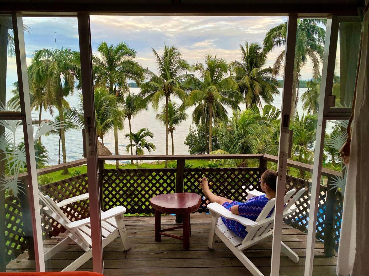 Villa Caribe Livingston Exterior photo